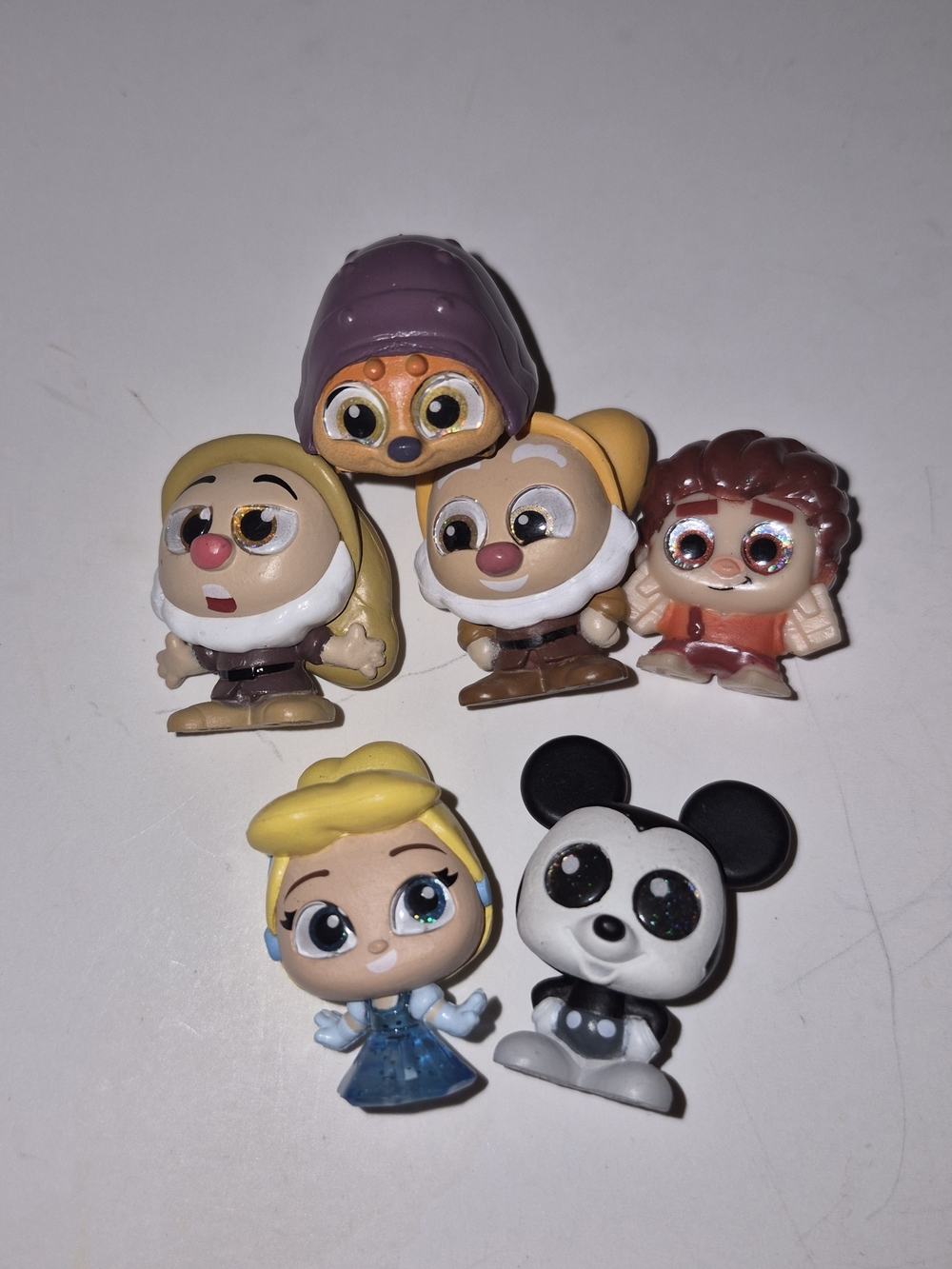 Just Play Disney Doorables Lot Mostly Series 6 Some Rare